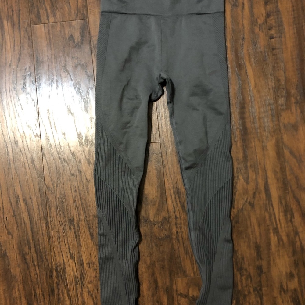 Zyia leggings size 2